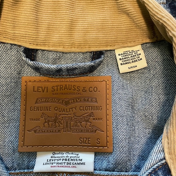Levi's Denim Chore Coat with Corduroy Collar - Picture 2 of 5